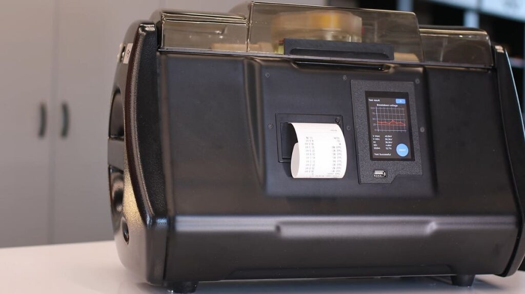 Testeur de tension de claquage de l’huile de transformateur TOR-80 au Maroc